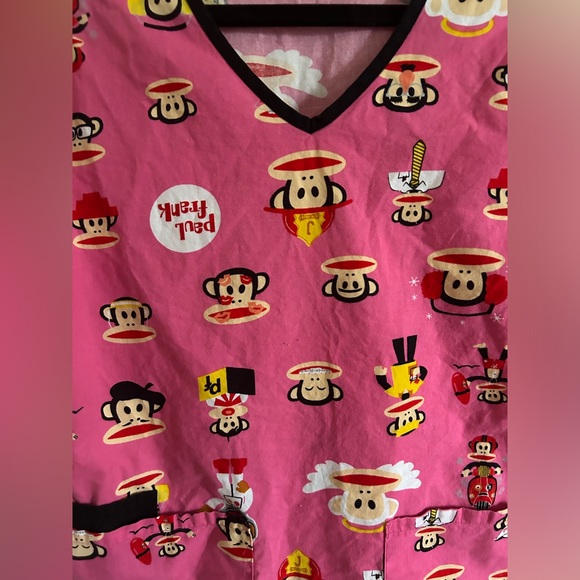 Paul Frank Julius Monkey Pink Cartoon Print Scrub Top Size XS - Picture 3 of 10